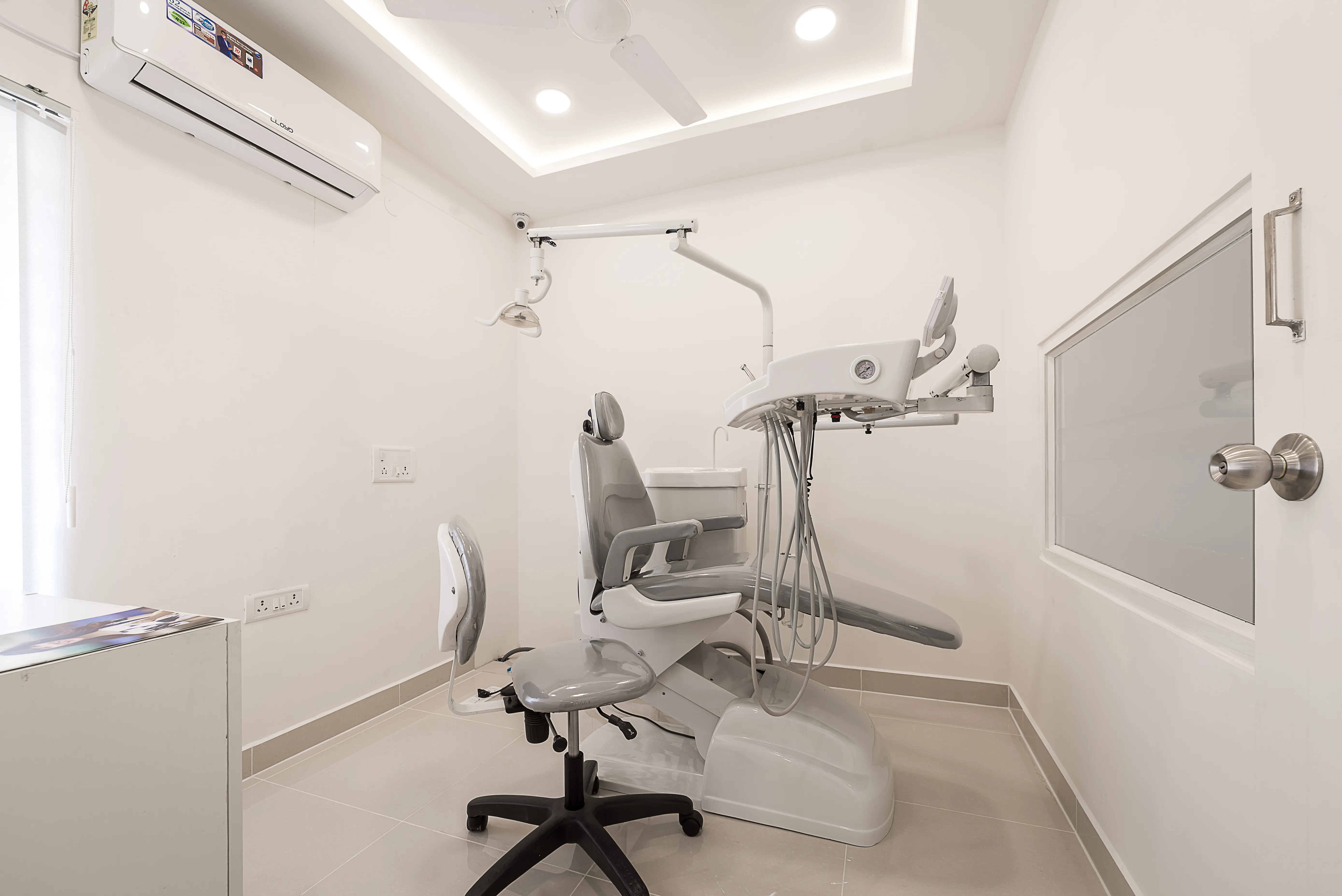 Dental Planet Clinic Interior